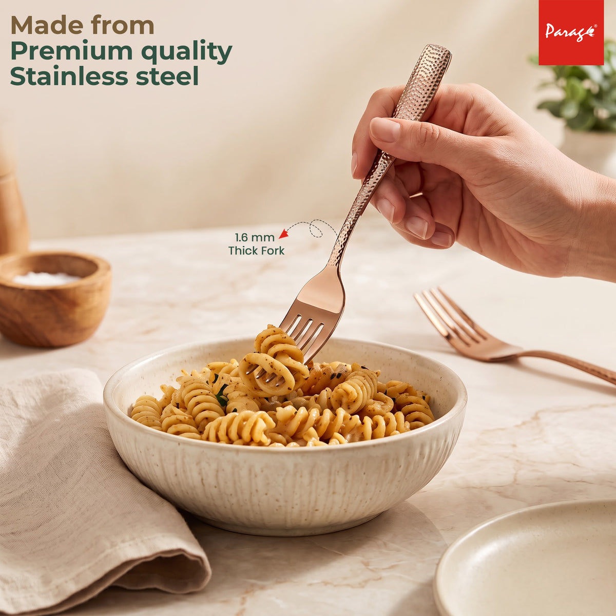 Parage Hammered Stainless Rose Gold Steel Dinner Fork Set of 6, 16.5 cm Length Table Forks with 1.7 mm Thickness Heavy Gauge Thickness, Mirror Finish Cutlery for Home Kitchen Dining