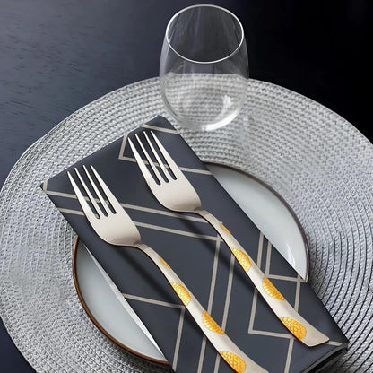 6-Piece Stainless Steel 24K Gold Forks Set, 16 cm | Premium Luxury Dining Cutlery, Moonpress Design, Ideal Gift for Home & Kitchen6PPMNPGOLDBF1 3