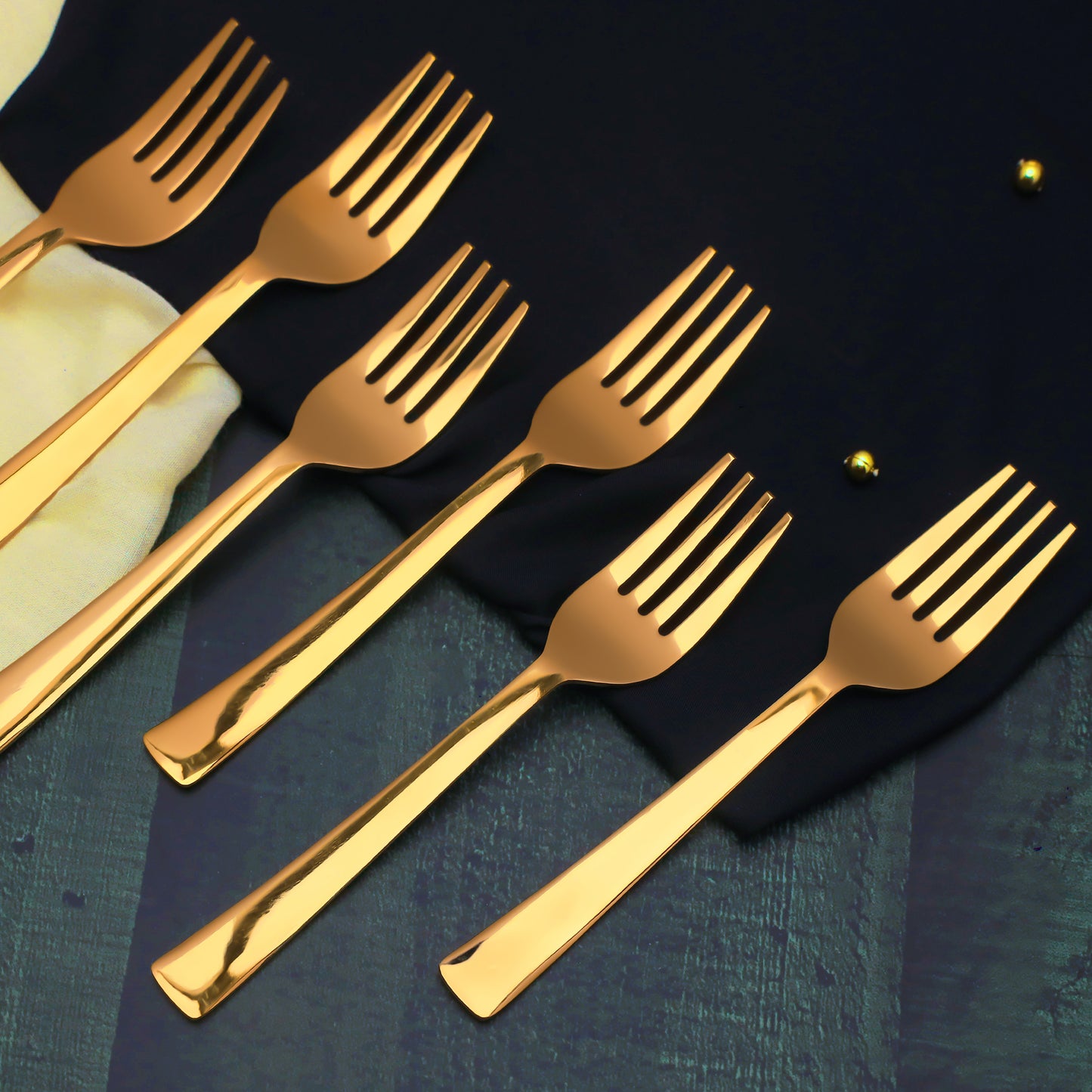6pcs Gold Stainless Steel Dinner Fork Set, 16cm Premium Cutlery for Home, Kitchen & Gifting